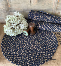 Load image into Gallery viewer, Braided Table Mat