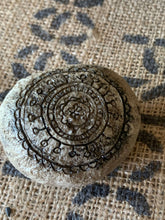 Load image into Gallery viewer, Decorative Inspirational Stones