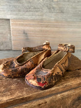 Load image into Gallery viewer, Beautiful Old Leather Baby Shoes