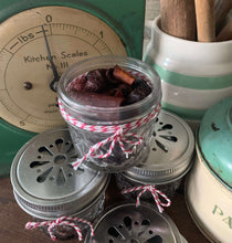 Load image into Gallery viewer, Rosehip and Cinnamon stick mix