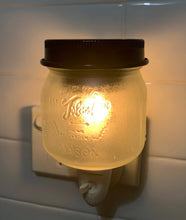 Load image into Gallery viewer, ~~~ RE-STOCKED ~~~ Mason Jar Pluggable Melt Warmer