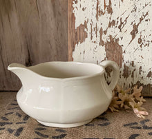 Load image into Gallery viewer, Alfred Meakin cream Vintage Jug
