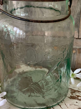 Load image into Gallery viewer, Large Antique Federal Fruit Jar (Qrt)