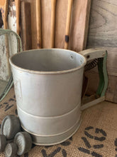 Load image into Gallery viewer, Vintage Sifter