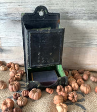 Load image into Gallery viewer, Vintage Metal Hanging Match Holder
