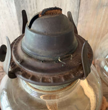 Load image into Gallery viewer, Vintage Clear Glass Kerosine Lamp