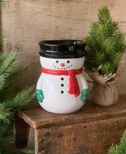 Load image into Gallery viewer, FROSTY Illumination Electric melt Warmer