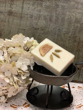 Load image into Gallery viewer, Organic Garden Melt Bars