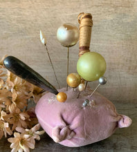 Load image into Gallery viewer, Vintage Crystal Dressing Table set and extras