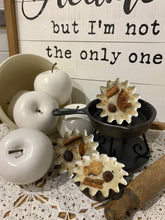 Load image into Gallery viewer, Organic Garden Tart Melts