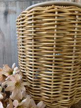 Load image into Gallery viewer, Wicker Lantern Electric Melt Warmer
