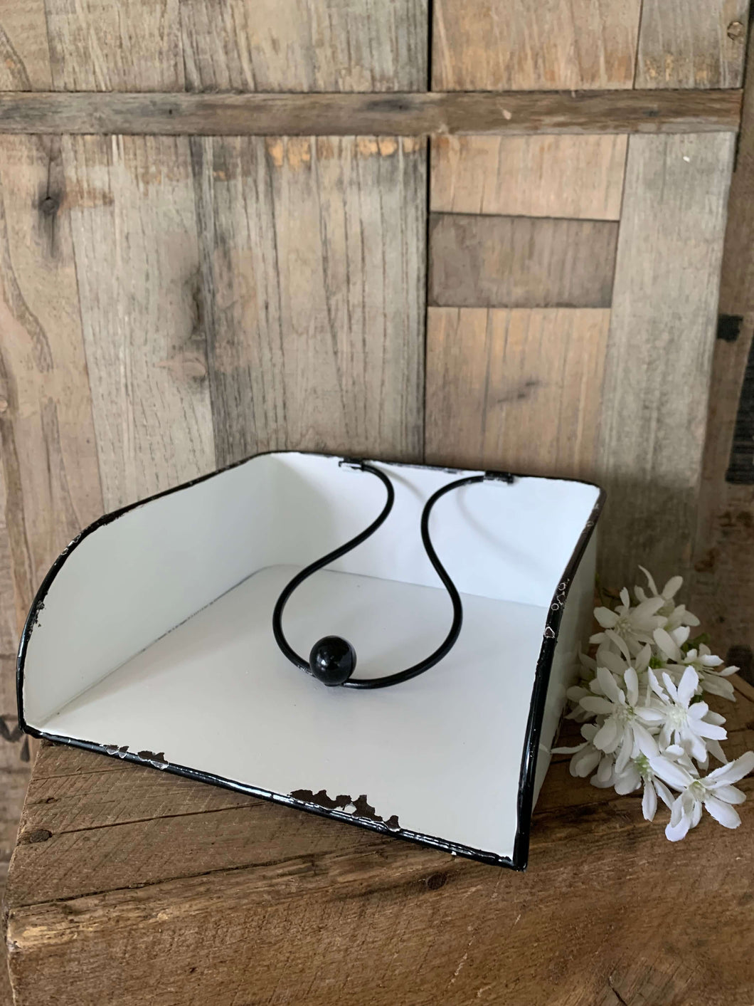 Farmhouse White Enamel Serviette Holder