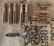 Load image into Gallery viewer, Vintage Laundry Pegs
