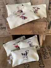 Load image into Gallery viewer, Multipurpose Zippered Bags- Cows
