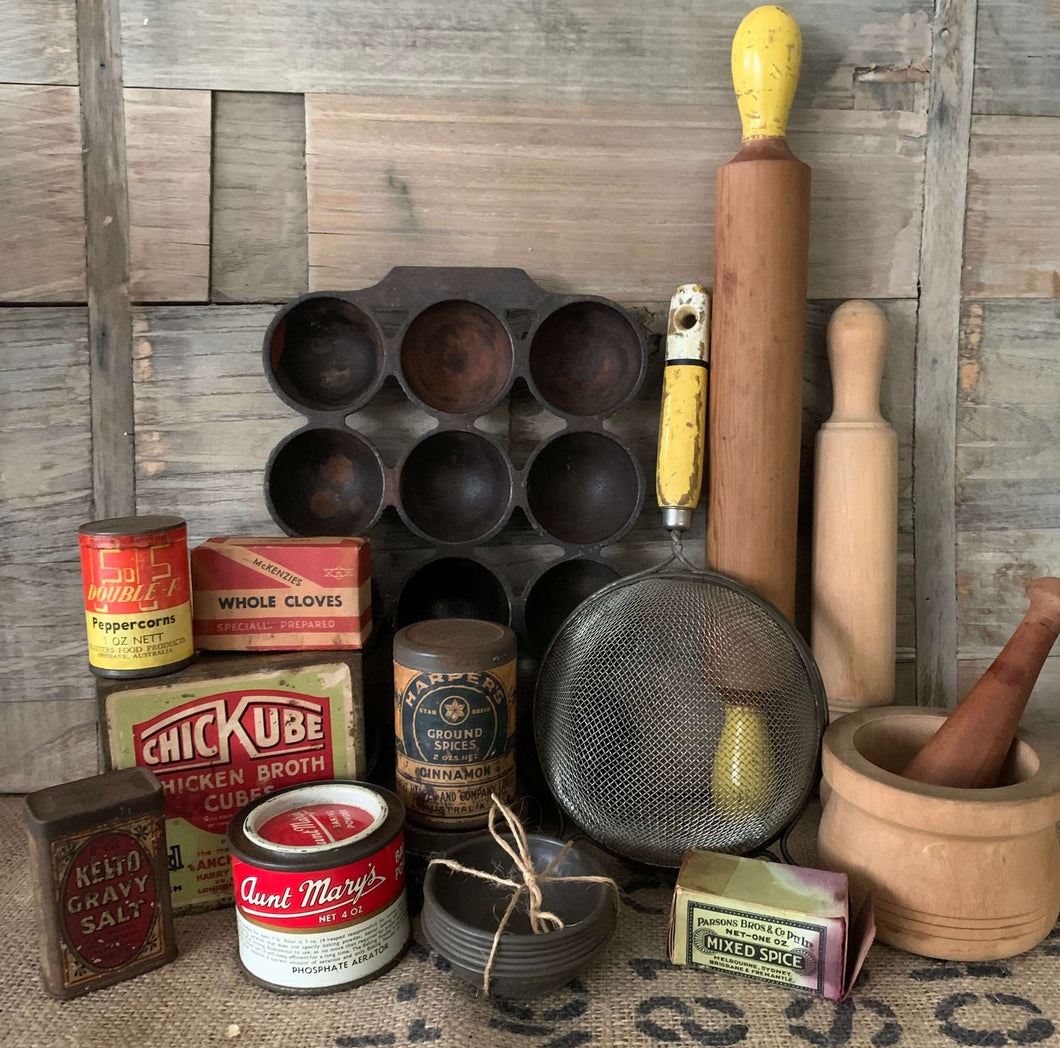 Collectable Advertising Tins and Kitchenalia