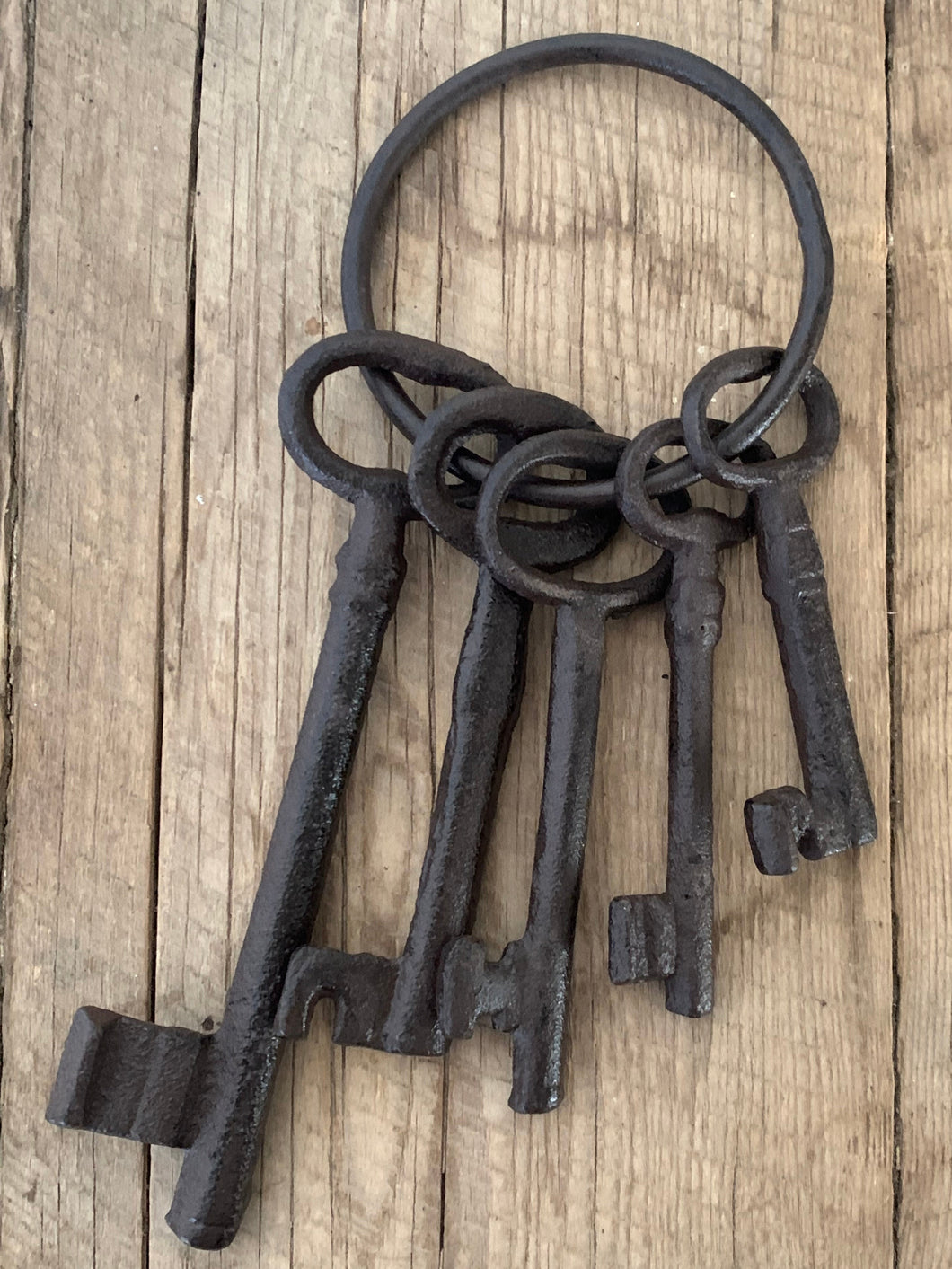 Oversized Cast Iron Key Ring
