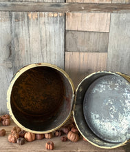 Load image into Gallery viewer, Rustic Cream Cannister
