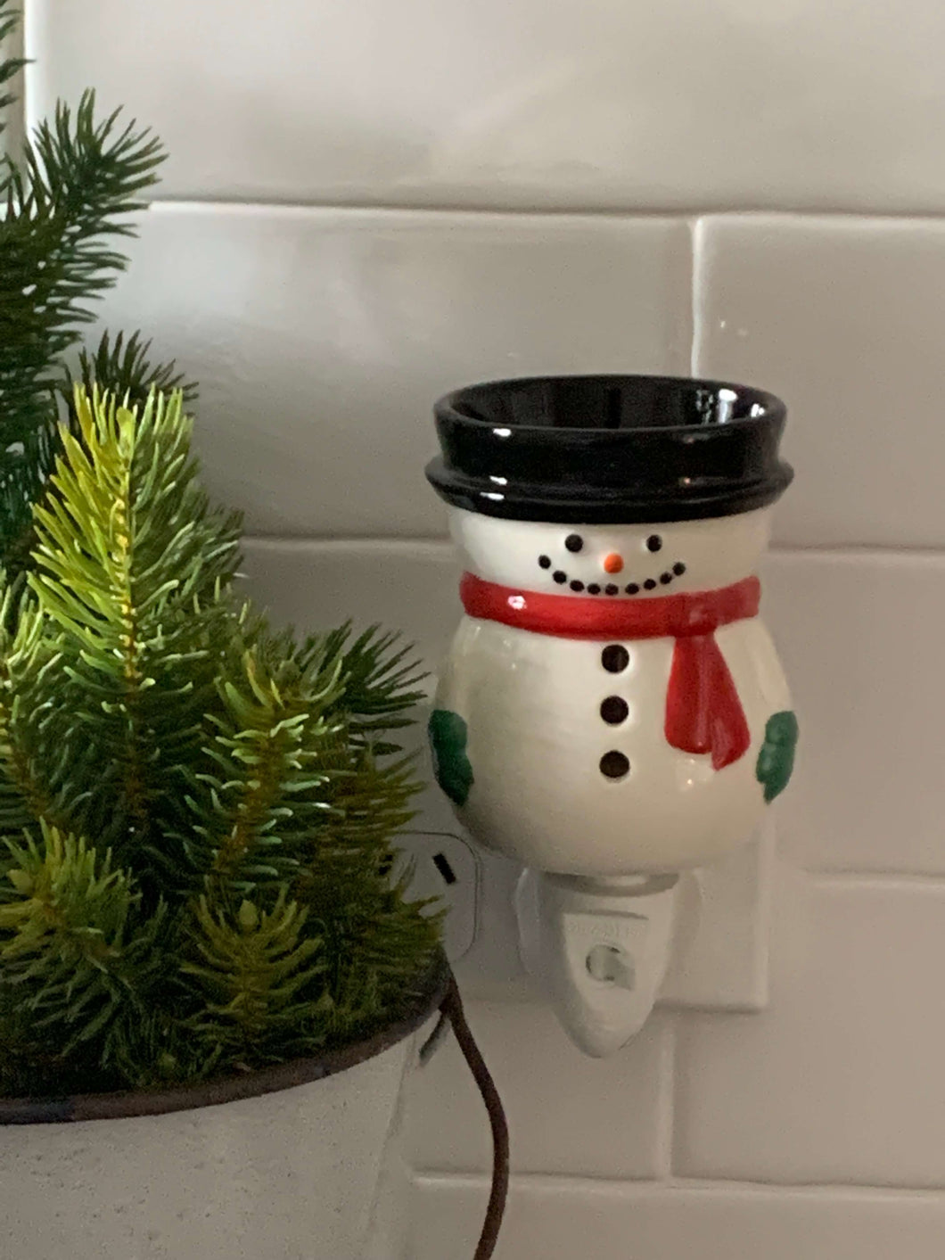 Snowman Pluggable Melt Warmer